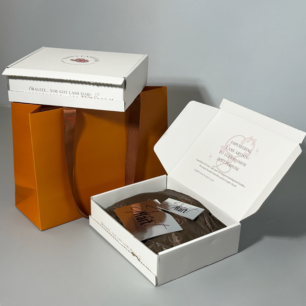 Custom Folding Apparel  Boxes