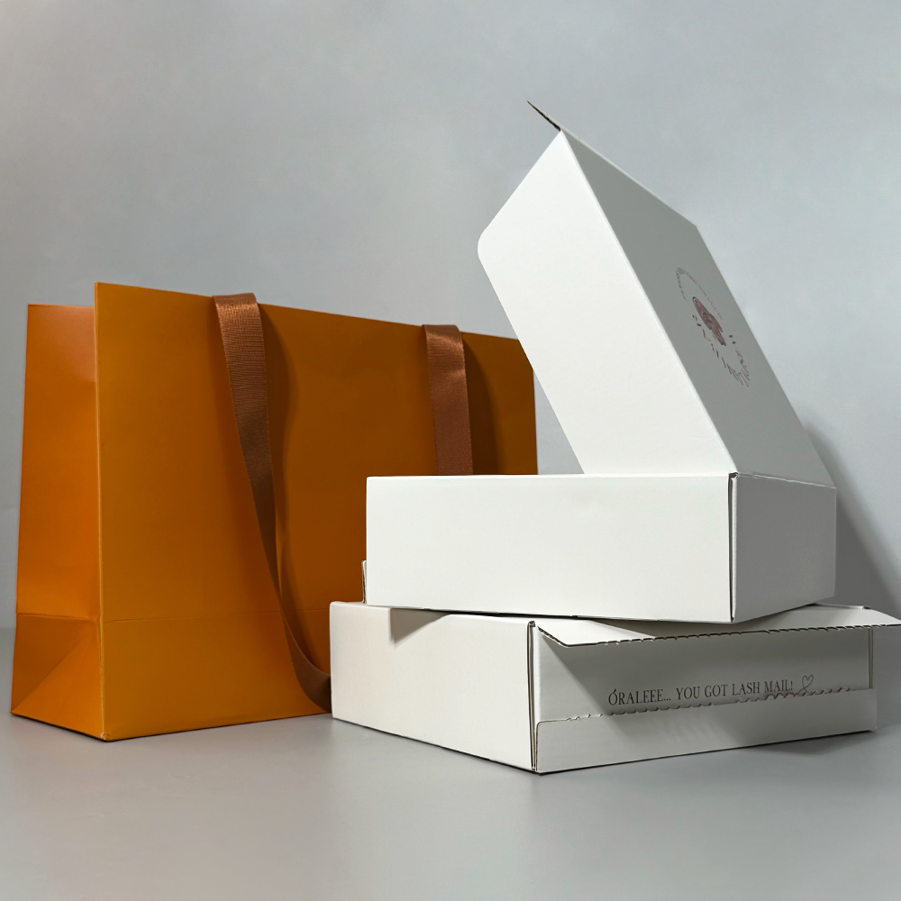 Custom Folding Apparel  Boxes