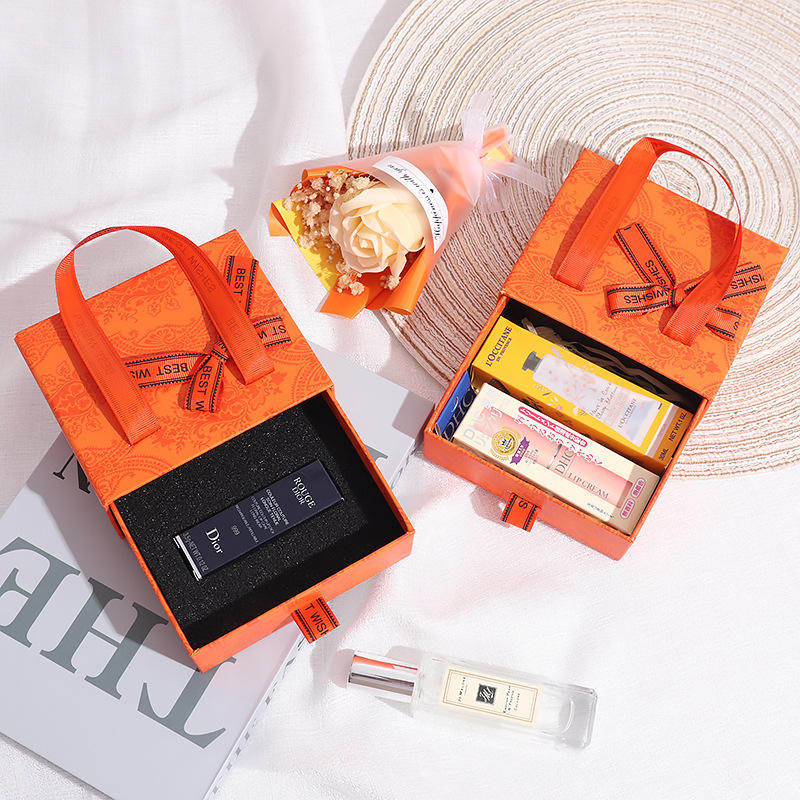 Custom Cosmetic Packaging