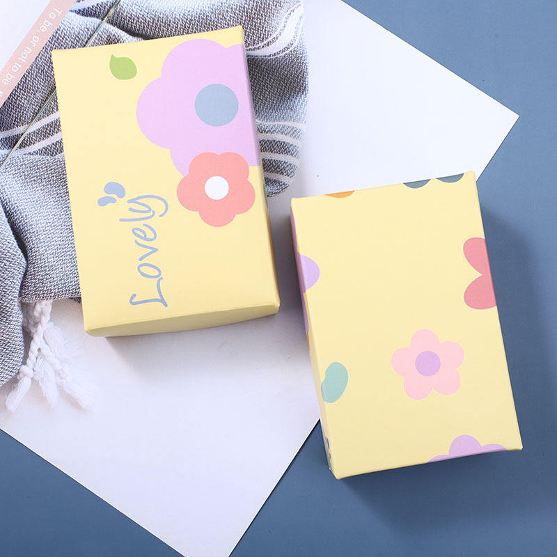 Custom Printed Hosiery Boxes Main image