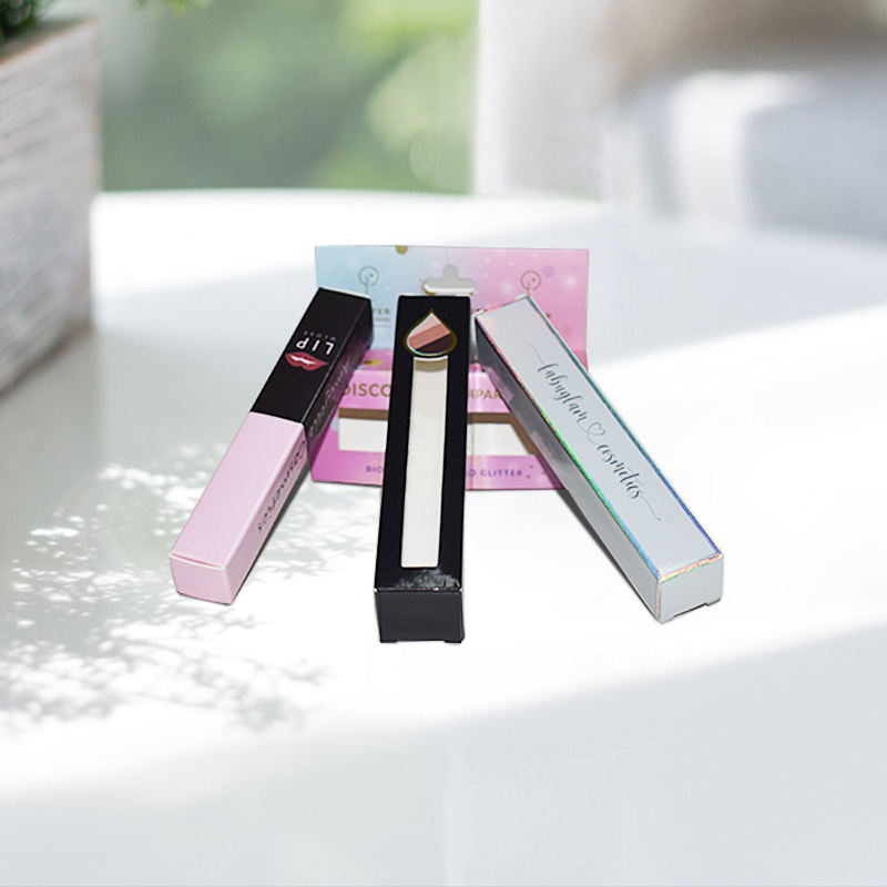 Cajas de brillo de labios