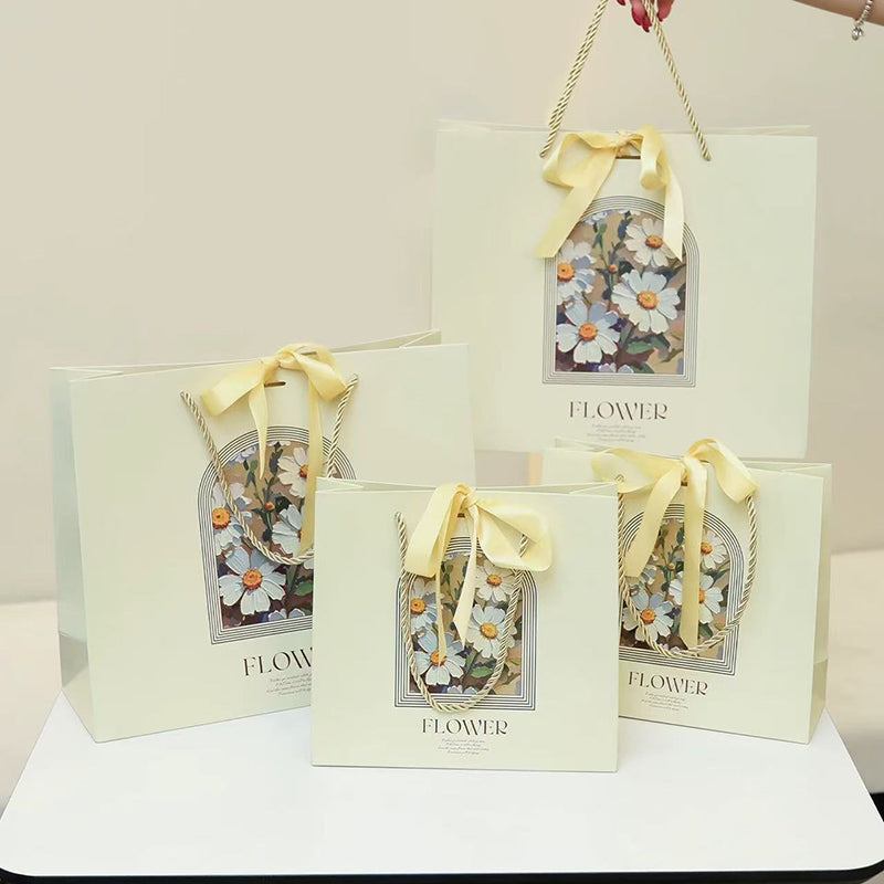 Custom paper bags with twisted handles Image secondaire du produit